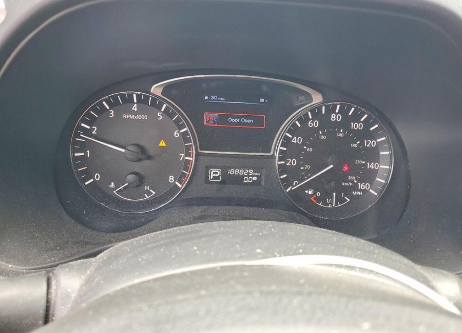 Salvage 2014 Nissan Pathfinder Platinum in Gray