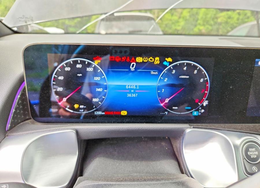 Salvage 2025 Mercedes-benz Glb 250 4matic in Black