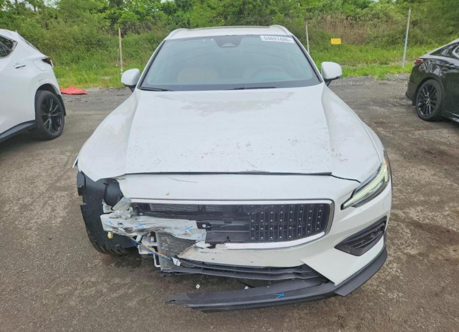 Salvage 2026 Volvo V60 Cross Country Ultra in White