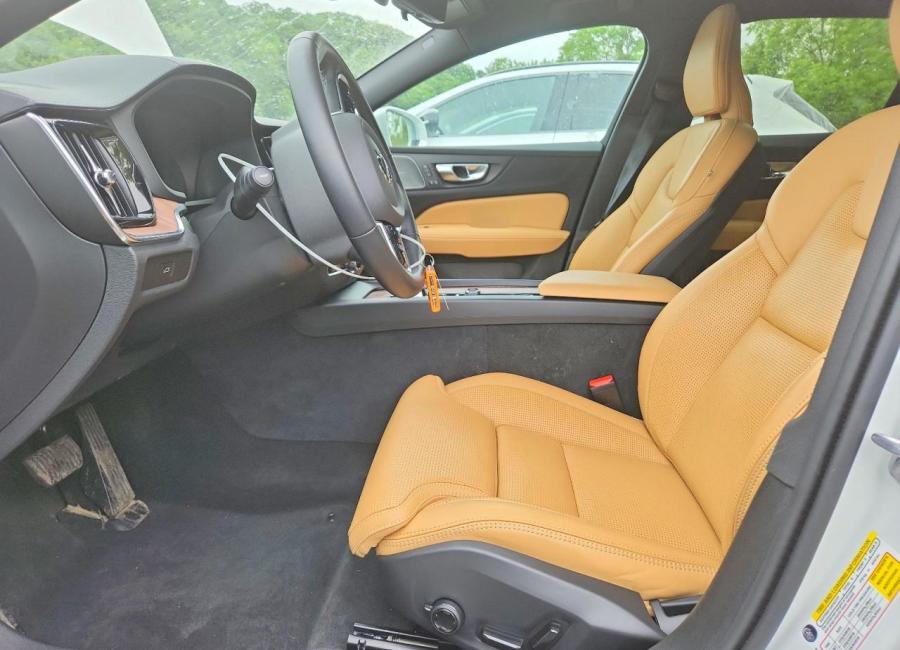 Salvage 2026 Volvo V60 Cross Country Ultra in White