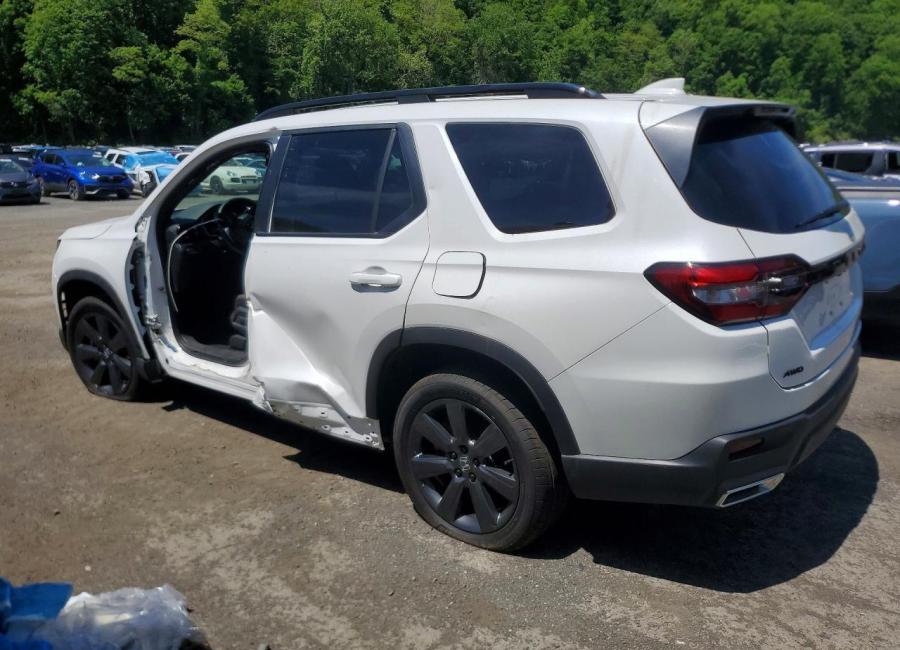 Salvage 2025 Honda Pilot Sport in White
