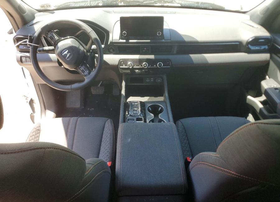 Salvage 2025 Honda Pilot Sport in White