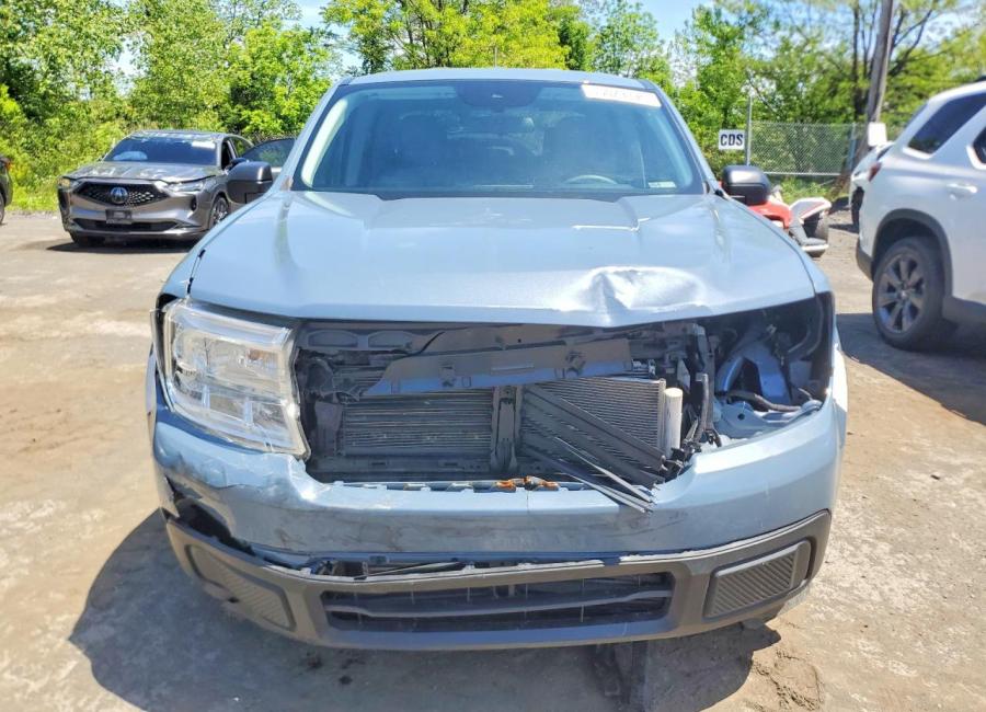 Salvage 2024 Ford Maverick Xlt in Blue