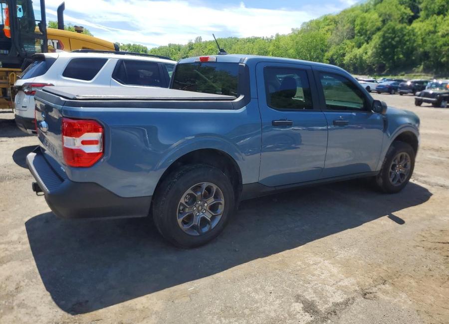Salvage 2024 Ford Maverick Xlt in Blue