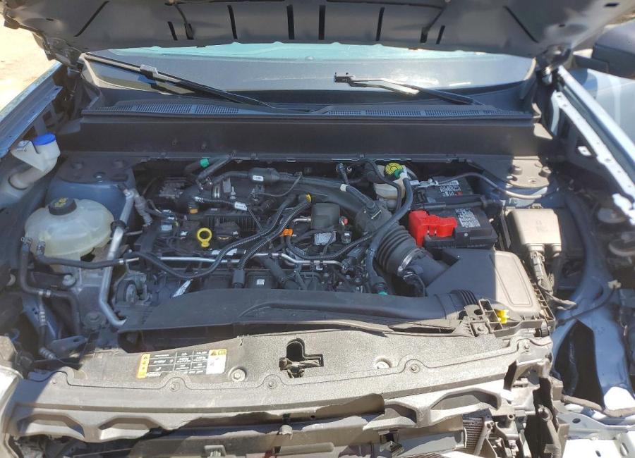 Salvage 2024 Ford Maverick Xlt in Blue