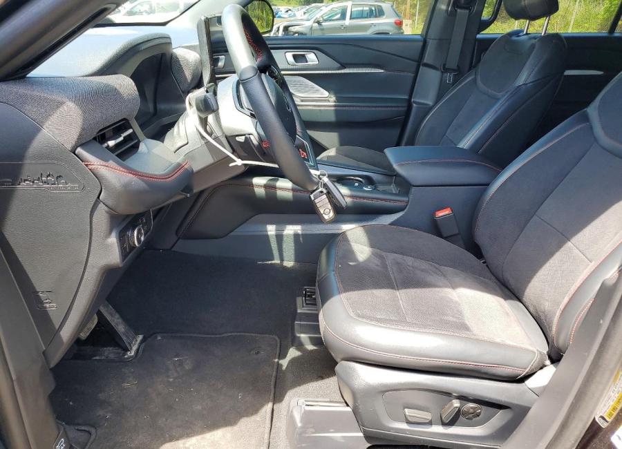 Salvage 2025 Ford Explorer St in Black
