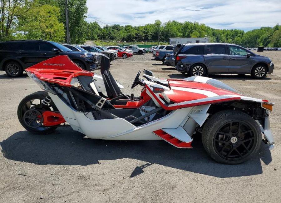 Salvage 2016 Polaris Slingshot Sl in Two Tone