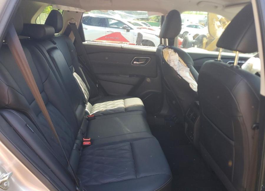 Salvage 2025 Nissan Rogue Platinum in Gold