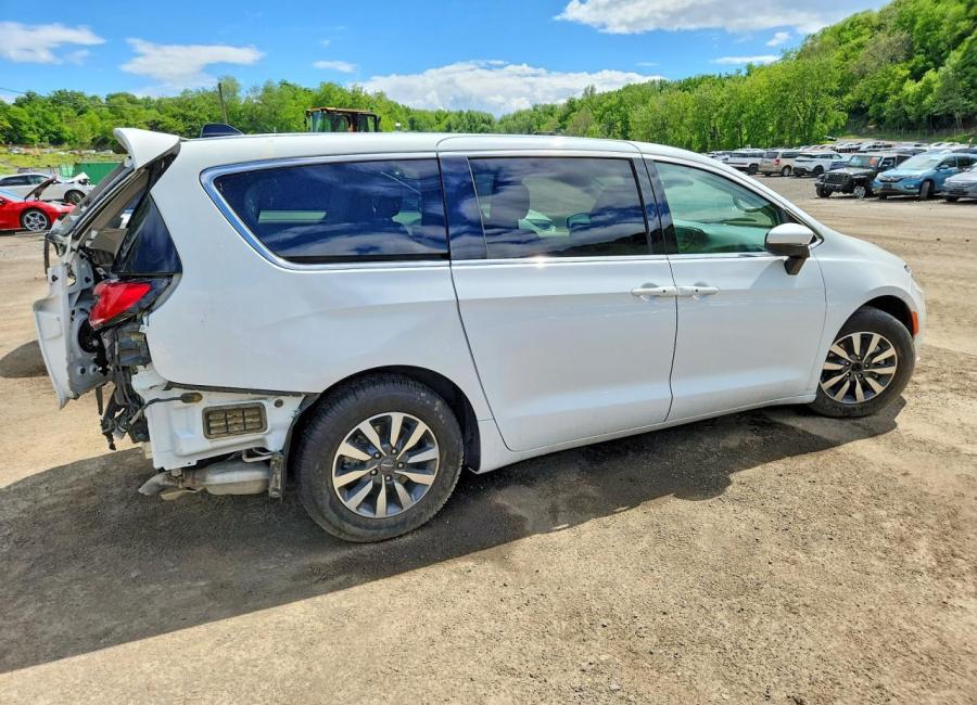 Salvage 2023 Chrysler Pacifica Hybrid Touring L in White