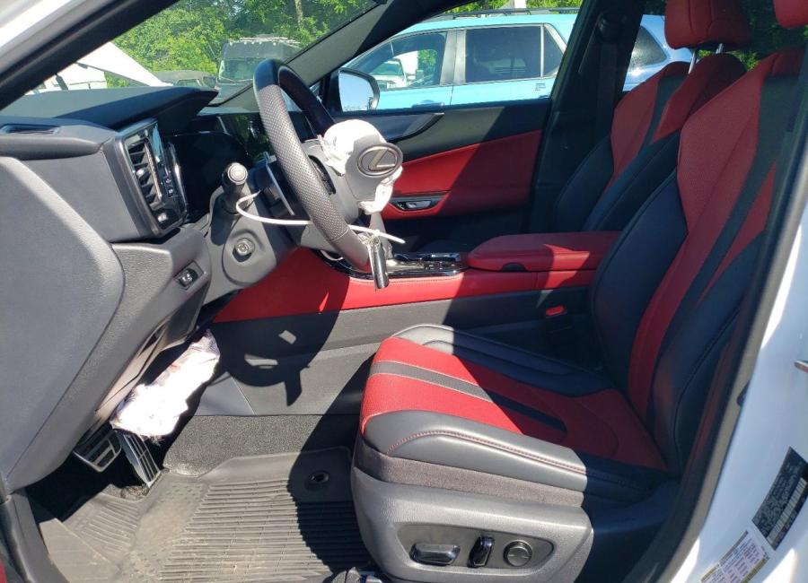 Salvage 2025 Lexus Nx 350 F Sport Handling in White