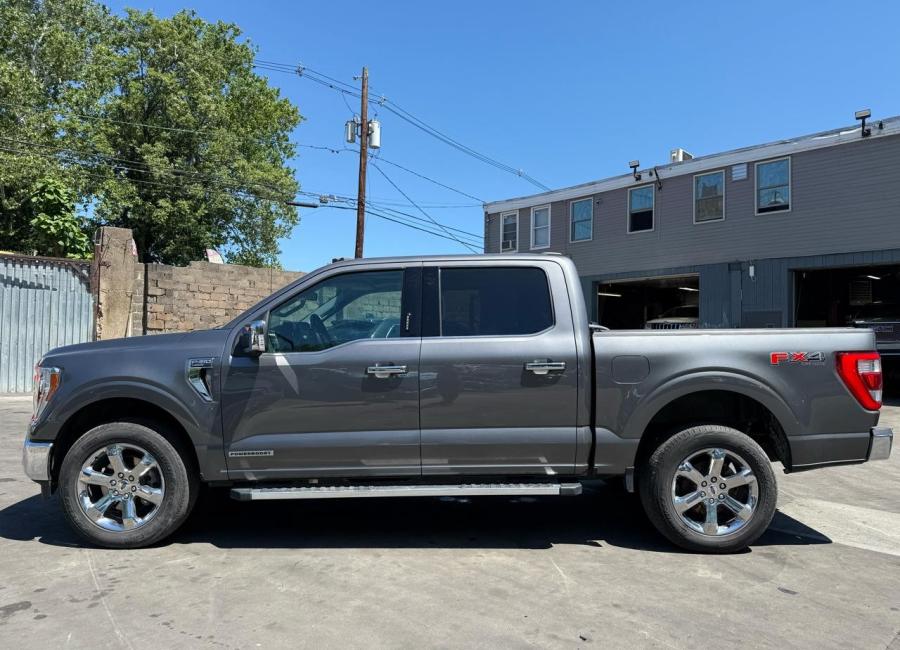 Salvage 2023 Ford F150 Lariat in Gray