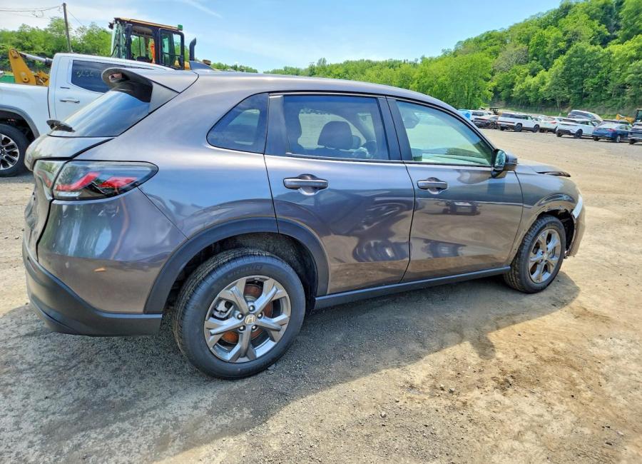 Salvage 2026 Honda Hr-v Lx in Gray