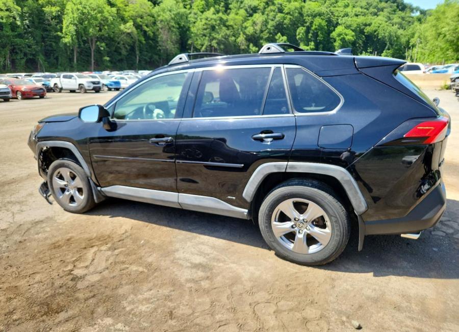 Salvage 2024 Toyota Rav4 Hybrid Xle in Black