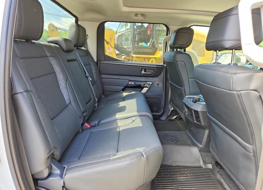 Salvage 2023 Toyota Tundra Limited Hv in White