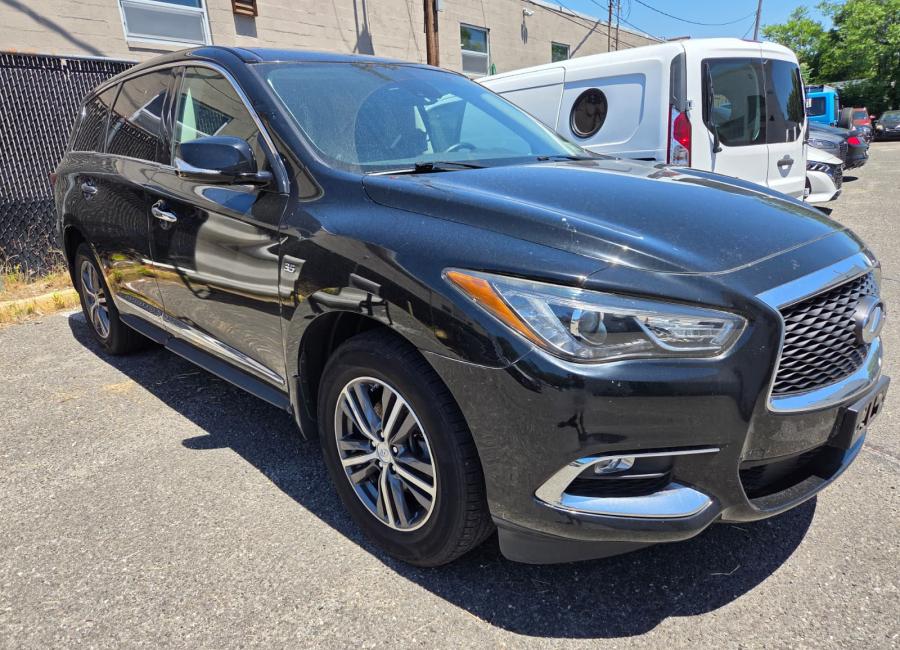 Salvage 2019 Infiniti Qx60  in Black
