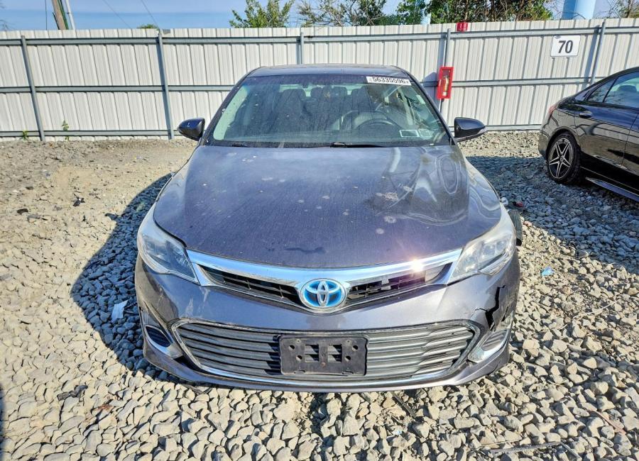 Salvage 2015 Toyota Avalon Hybrid Xle Premium in Gray