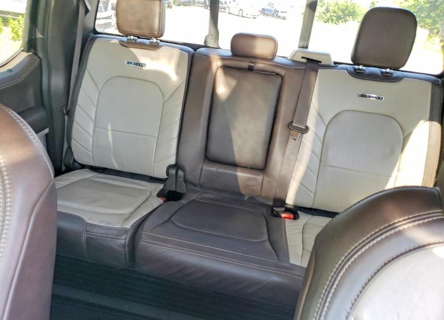 Salvage 2019 Ford F450 Limited in Black