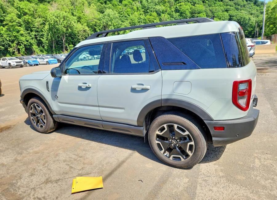 Salvage 2023 Ford Bronco Sport Outer Banks in Blue