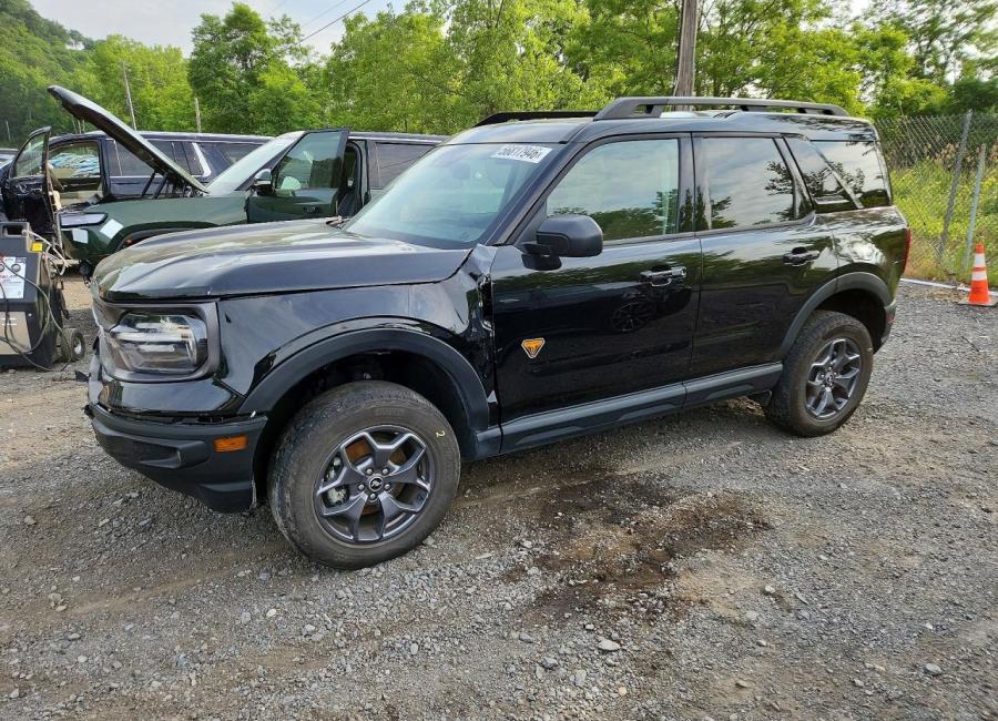 Salvage 2024 Ford Bronco Sport Badlands in Black