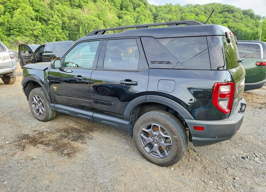 Salvage 2024 Ford Bronco Sport Badlands in Black