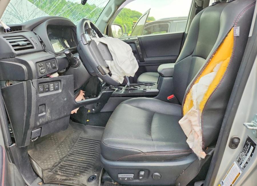 Salvage 2022 Toyota 4runner Trd Off-road Premium in Silver