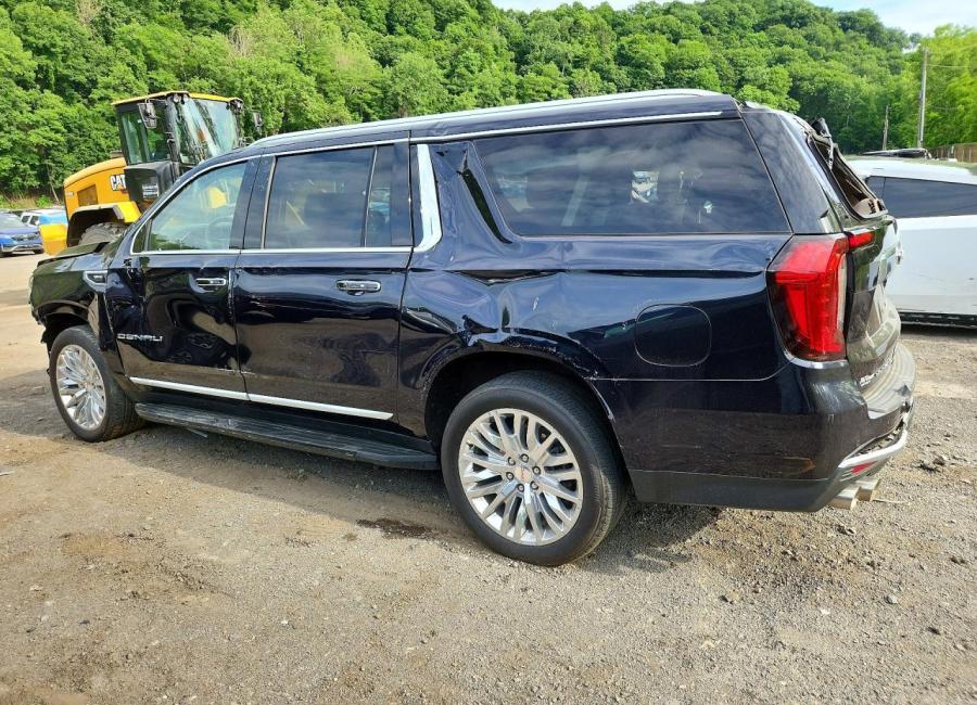Salvage 2023 Gmc Yukon Xl Denali in Black