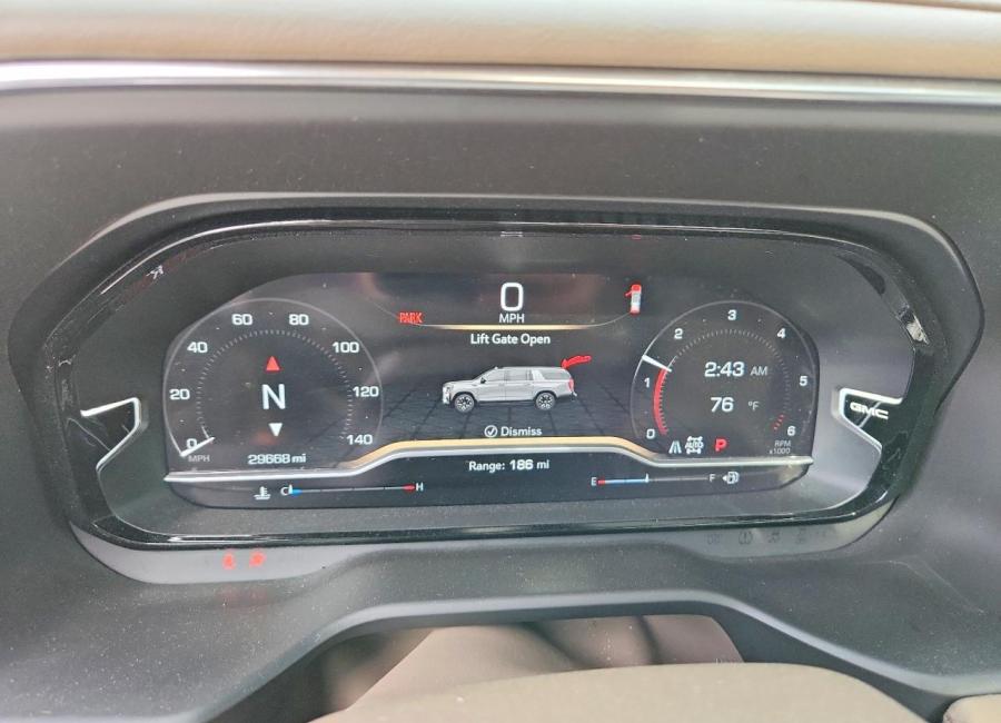 Salvage 2023 Gmc Yukon Xl Denali in Black