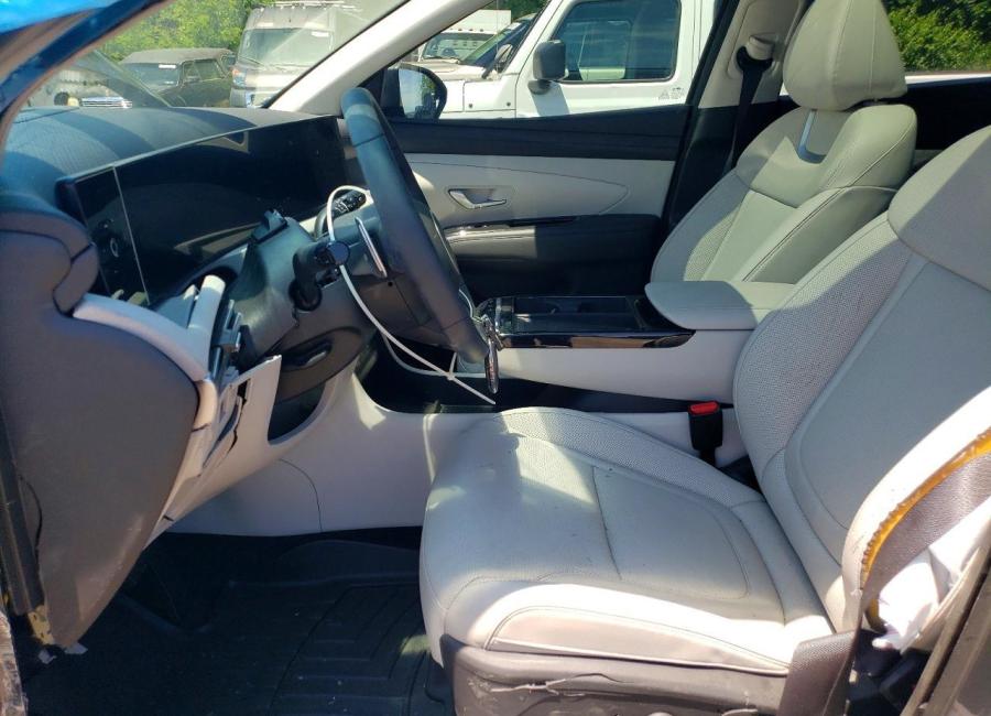 Salvage 2025 Hyundai Tucson Hybrid Limited in Gray