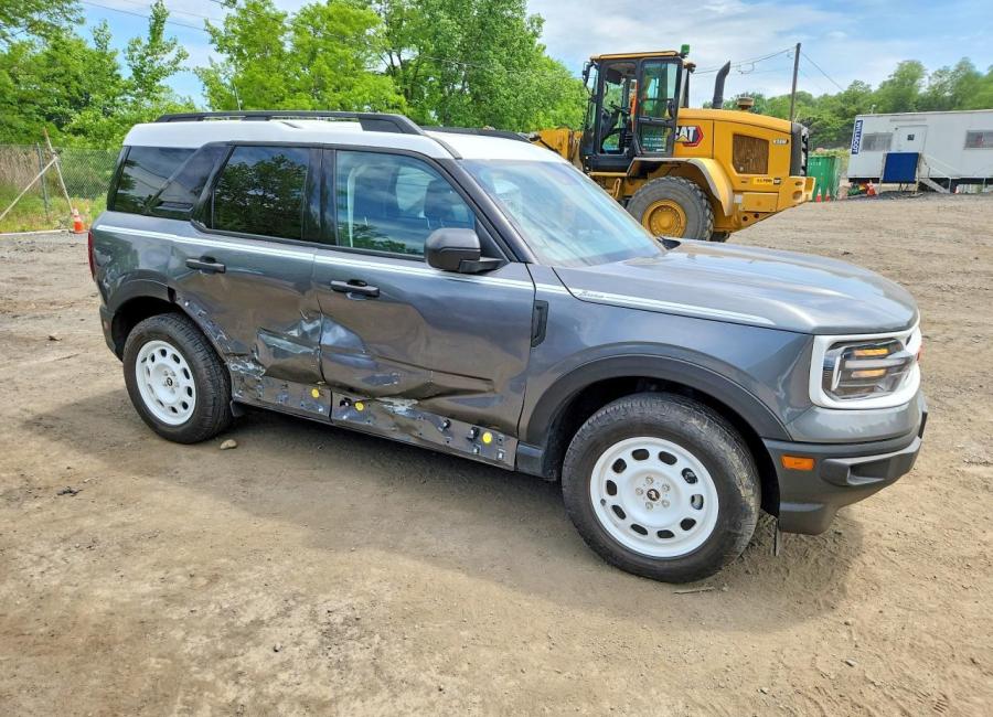 Salvage 2024 Ford Bronco Sport Heritage in Gray