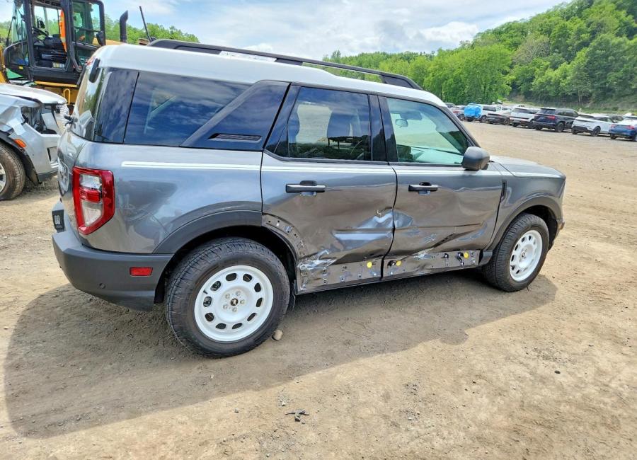 Salvage 2024 Ford Bronco Sport Heritage in Gray