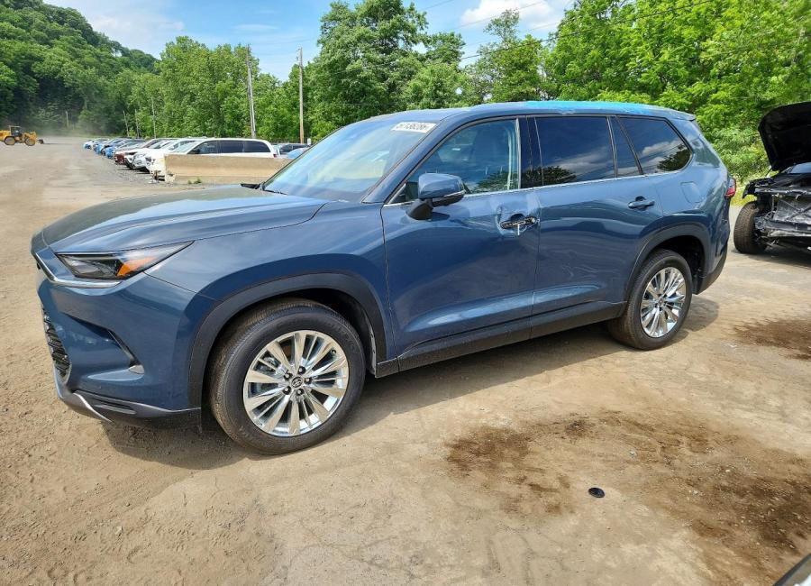 Salvage 2026 Toyota Grand Highlander Platinum in Blue