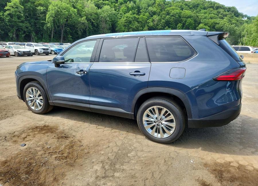 Salvage 2026 Toyota Grand Highlander Platinum in Blue