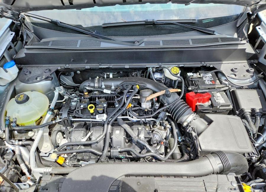 Salvage 2024 Ford Maverick Lariat in Silver