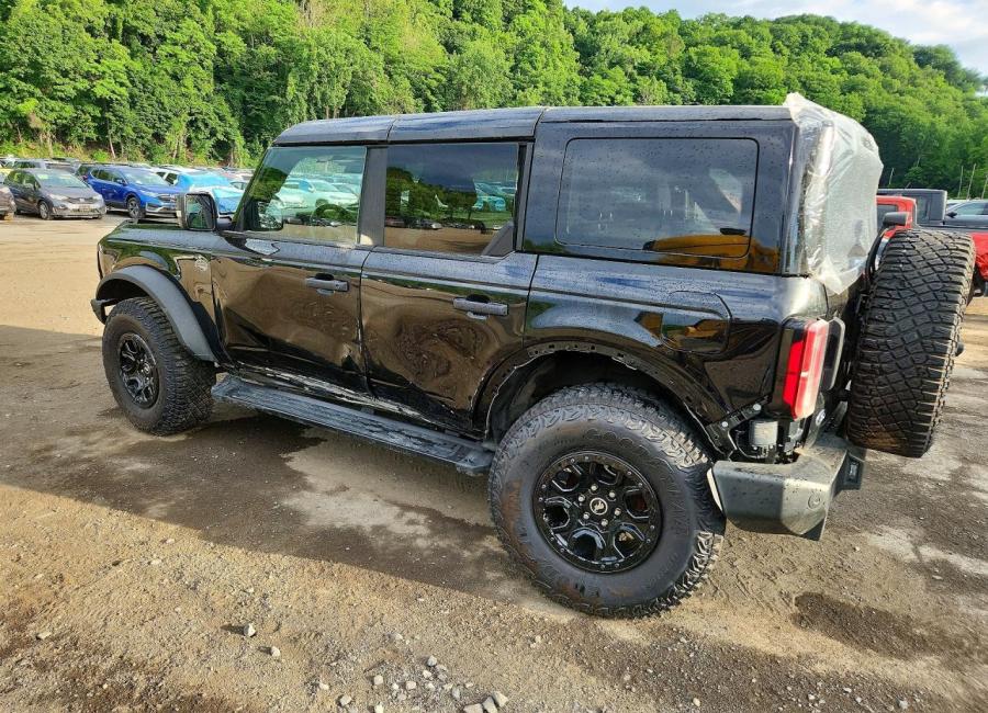 Salvage 2024 Ford Bronco Wildtrak in Black