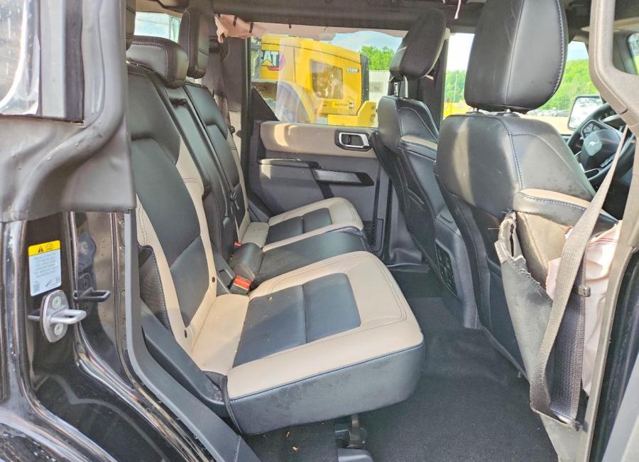 Salvage 2024 Ford Bronco Wildtrak in Black