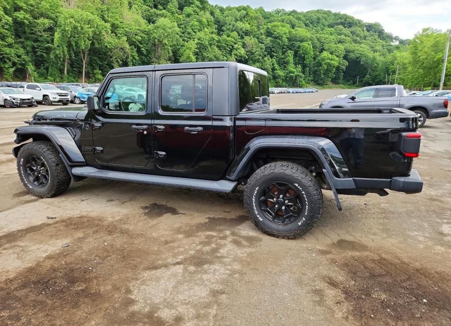 Salvage 2021 Jeep Gladiator  in Black