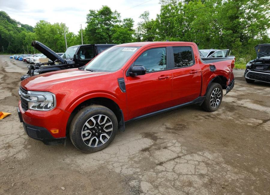 Salvage 2024 Ford Maverick Lariat in Orange