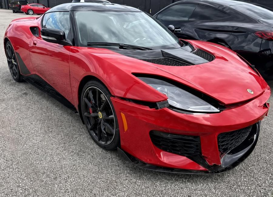 Salvage 2017 Lotus Evora 400 in Red