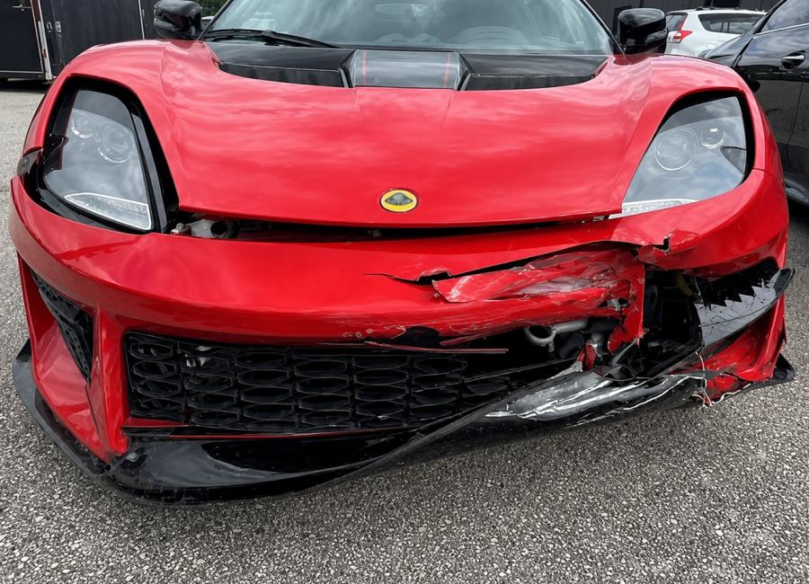 Salvage 2017 Lotus Evora 400 in Red
