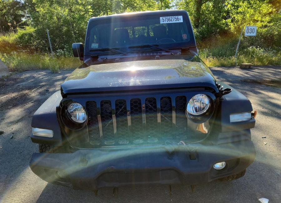 Salvage 2020 Jeep Gladiator  in Black