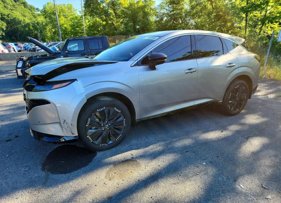 Salvage 2025 Nissan Murano Platinum in Gray