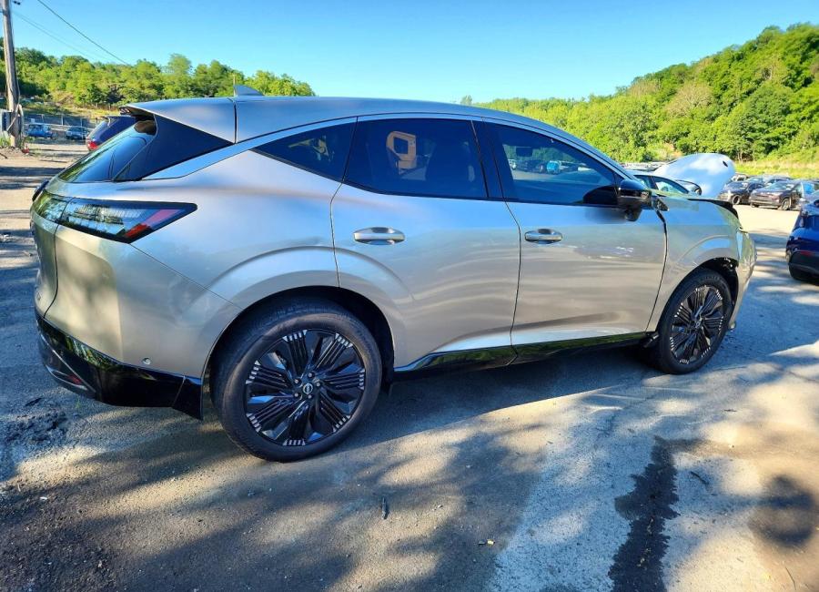Salvage 2025 Nissan Murano Platinum in Gray