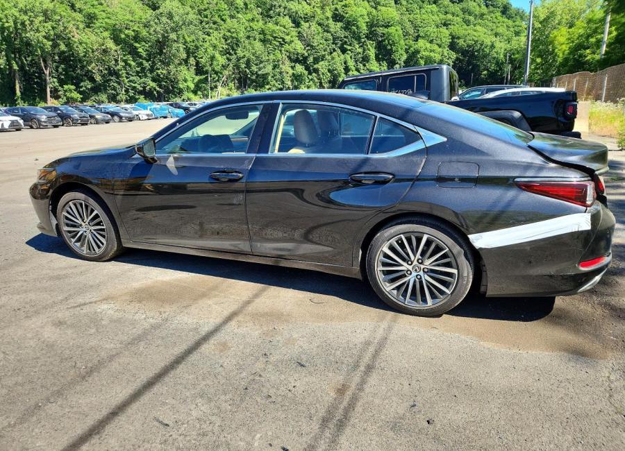 Salvage 2024 Lexus Es 350  in Gray