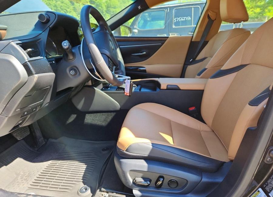 Salvage 2024 Lexus Es 350  in Gray