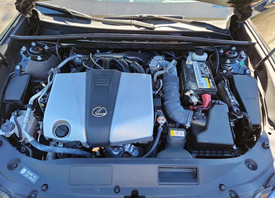 Salvage 2024 Lexus Es 350  in Gray
