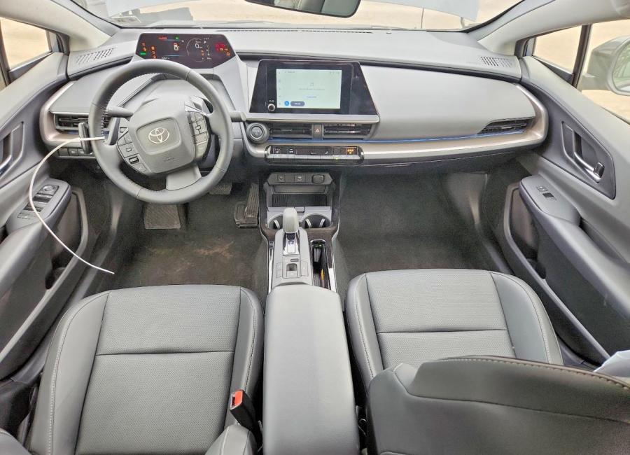 Salvage 2026 Toyota Prius Xle in Gray