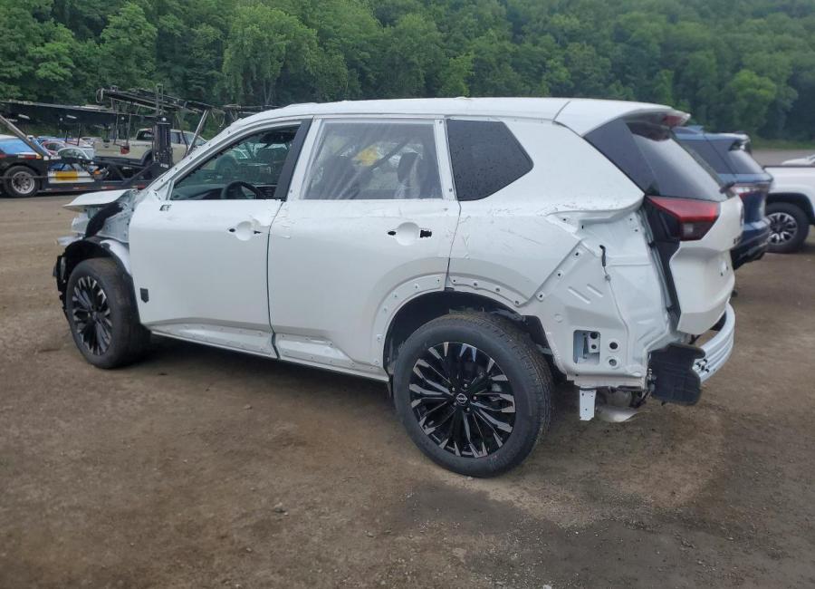 Salvage 2026 Nissan Rogue Dark Armor in White