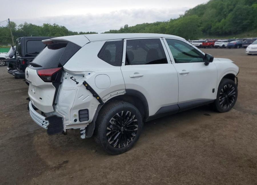 Salvage 2026 Nissan Rogue Dark Armor in White