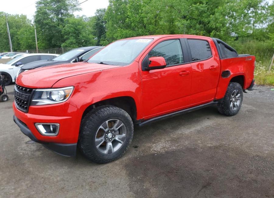 Salvage 2019 Chevrolet Colorado Z71 in Red