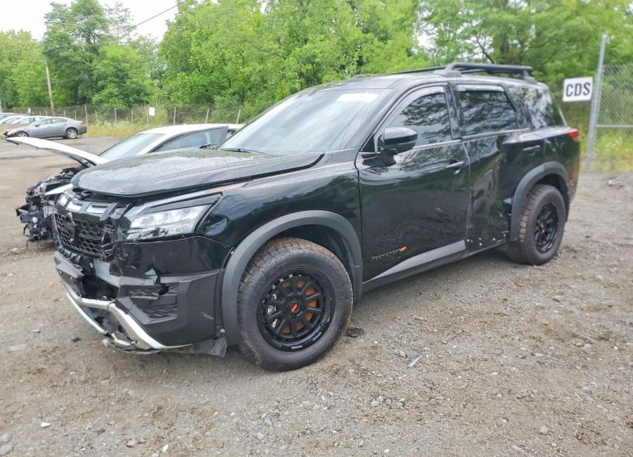 Salvage 2025 Nissan Pathfinder Rock Creek in Black